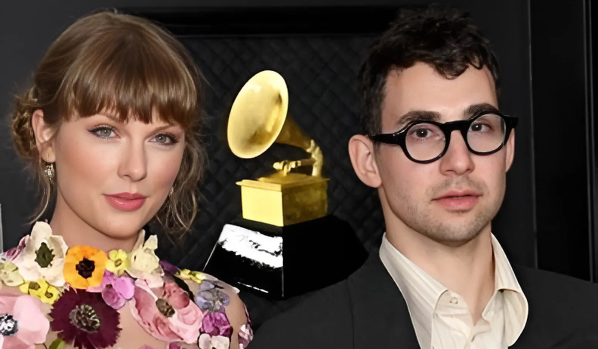 Taylor Swift's Producer Hints at New Album Release this Year